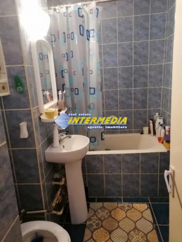 vand-apartament-2-camere-cetate-etaj-2-6