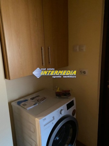 de-vanzare-apartament-4-camere-decomandat-2-bai-balcon-mare-pivnita-si-loc-parcare-finisat-la-cheie-9