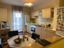 de-vanzare-apartament-4-camere-decomandat-2-bai-balcon-mare-pivnita-si-loc-parcare-finisat-la-cheie-21