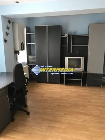 garsoniera-decomandata-de-vanzare-in-cetate-alba-iulia-etaj-1-2