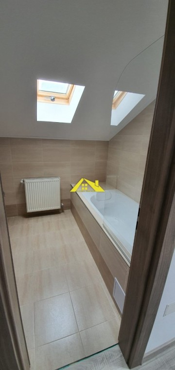 apartament-4-camere-in-bloc-nou-18