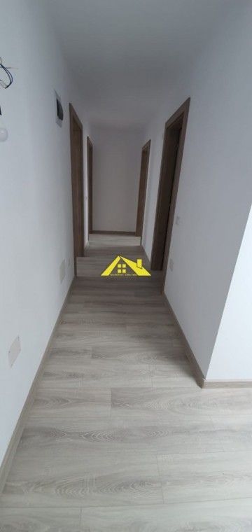 apartament-4-camere-in-bloc-nou-23