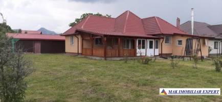 casa-4-camere-teren-1200-mp-campulung