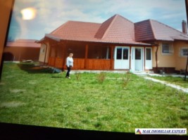 casa-4-camere-teren-1200-mp-campulung-4