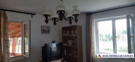 casa-4-camere-teren-1200-mp-campulung-9