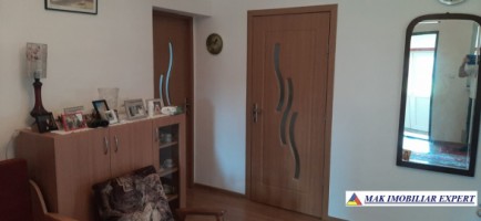 casa-4-camere-teren-1200-mp-campulung-18