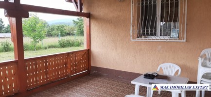 casa-4-camere-teren-1200-mp-campulung-28