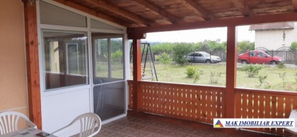 casa-4-camere-teren-1200-mp-campulung-29