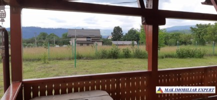 casa-4-camere-teren-1200-mp-campulung-31