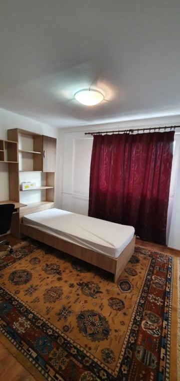 republicii-p-ta-m-viteazu-3-camere-modernizat-mobilat-utilat-la-71500-euro-3