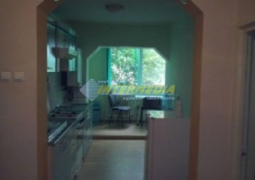 apartament-3-camere-de-inchiriat-cetate-4