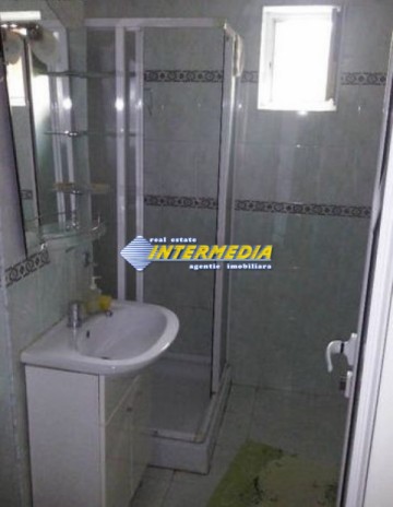apartament-3-camere-de-inchiriat-cetate-1