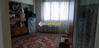 apartament-4-camere-de-vanzare-etaj-intermediar-zona-ampoi-1