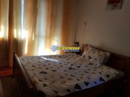 apartament-4-camere-decomandat-de-vanzare-etaj-2-cetate-zona-mercur-4