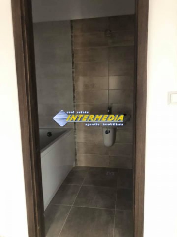 apartament-3-camere-de-vanzare-cetate-etaj-3-in-cetate-finisat-complet-4