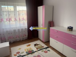 apartament-2-camere-mobilat-si-utilat-in-cetate-zona-bulevard-3