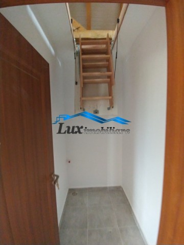 lux-imobiliare-vinde-casa-4