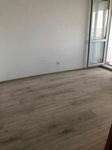 apartament-cu-3-camere-de-vanzare-baicului-2