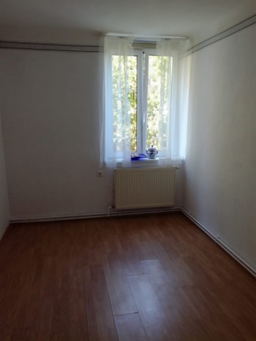 apartament-trei-camere-racadau-9