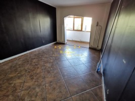 apartament-3-camere-decomandat-tatarasi-metalurgie-etaj-1-10
