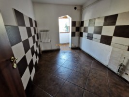 apartament-3-camere-decomandat-tatarasi-metalurgie-etaj-1-2