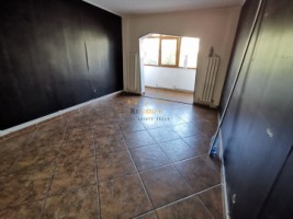 apartament-3-camere-decomandat-tatarasi-metalurgie-etaj-1-7