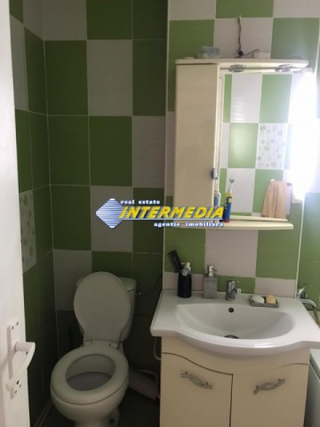 apartament-2-camere-decomandat-de-vanzare-sub-stadion-5