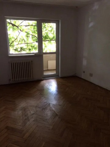 apartament-3-camere-decomnadat-cetate-etaj-02-1
