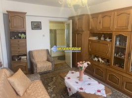 apartament-3-camere-decomandat-de-vanzare-ampoi-1-alba-iulia-1