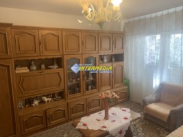 apartament-3-camere-decomandat-de-vanzare-ampoi-1-alba-iulia-4