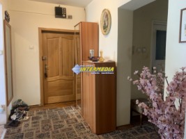 apartament-3-camere-de-vanzare-cetate-etaj-1-9