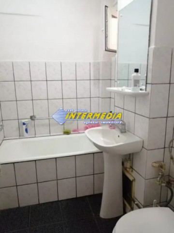 apartament-3-camere-de-vanzare-ampoi-1-etaj-1-3
