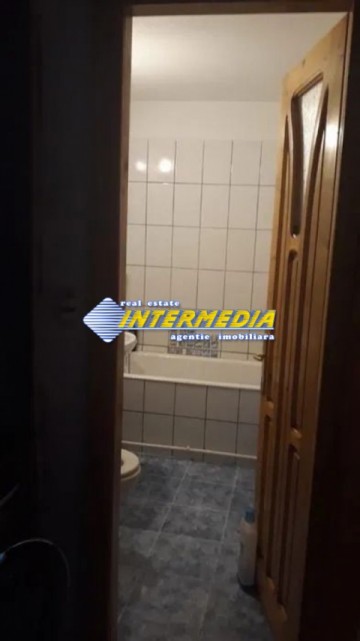 2-camere-decomandat-in-cetate-finisat-izolat-6