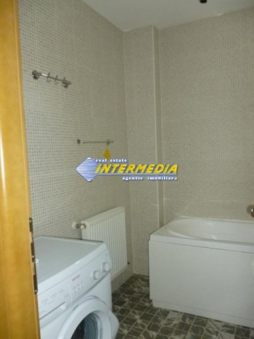 apartament-3-camere-de-inchiriat-centru-9