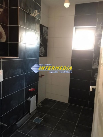 de-vanzare-apartament-4-camere-decomandate-2-bai-balcon-mare-ampoi-3-1