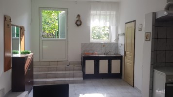 apartament-3-camere-cu-curte-zona-strand-6