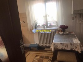 apartament-3-camere-zona-tolstoi-etaj-1-cu-garaj-2