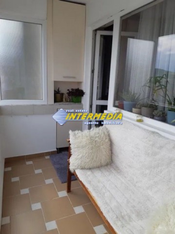 apartament-2-camere-de-vanzare-cetate-7