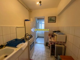 ocazie-garsoniera-32-mp-de-vanzare-in-cetate-etaj-1-cu-sau-fara-preluare-chiriasi