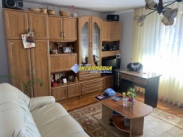 apartament-3-camere-finisat-de-vanzare-cetate-etaj-1