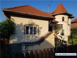 blocat-deocamdata-casa-6-camere-teren-530-mp-campulung-3