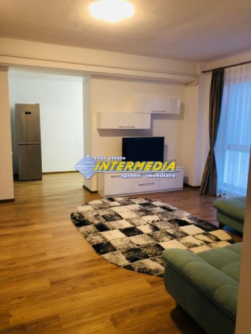 apartament-3-camere-de-inchiriat-bloc-nou-centru-15