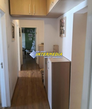 apartament-3-camere-de-vanzare-cetate-etaj-2-renovat-total-5