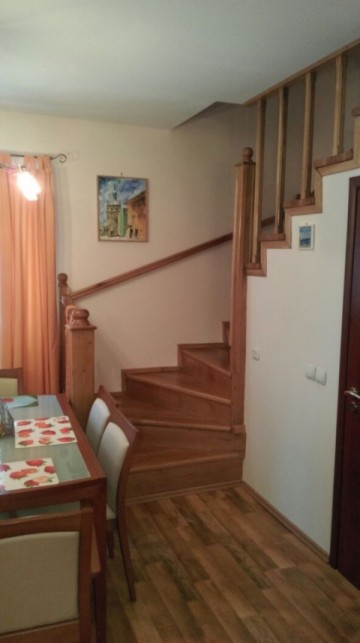 predeal-vila-de-vanzare-tip-duplex-2