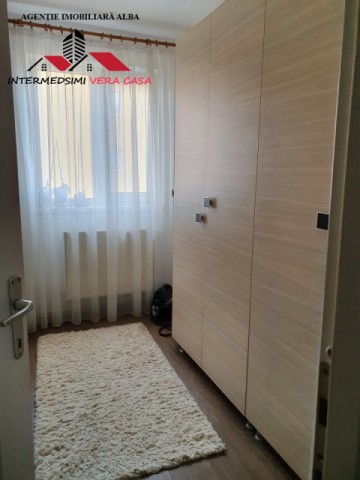 oferta-apartament-3-camere-de-vanzare-50-mp-alba-iulia-2