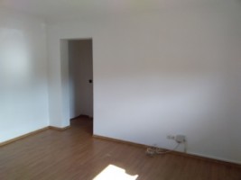 chirie-2-camere-carpati-ii-parter-bloc-nou-doar-cu-mobila-de-bucatarie-3