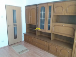 apartament-3-camere-decomandate-in-cetate-4