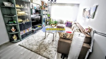 apartament-2-camere-de-vanzare-pozitie-f-buna-spatios-luminos