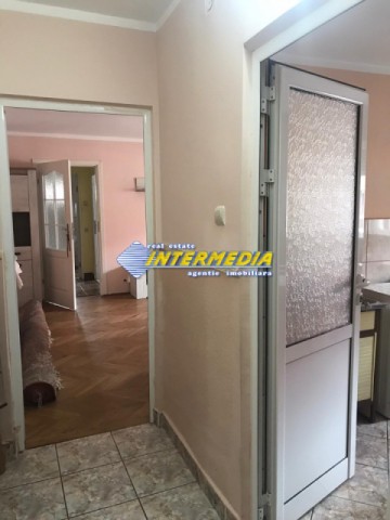 apartament-2-camere-de-vanzare-cetate-zona-piata-2
