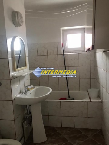 apartament-2-camere-de-vanzare-cetate-zona-piata-8